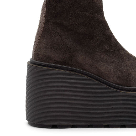 F20 Zeppa Stripy – Dark brown zip ankle boot in stretch suede  