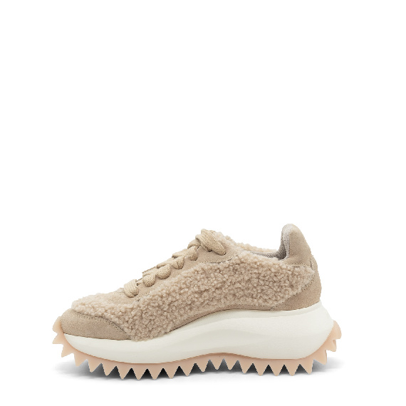 D22 Running-Scarpa pelliccetta cipria