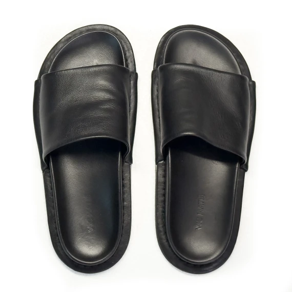 K04_Lido_Ciabatta nera